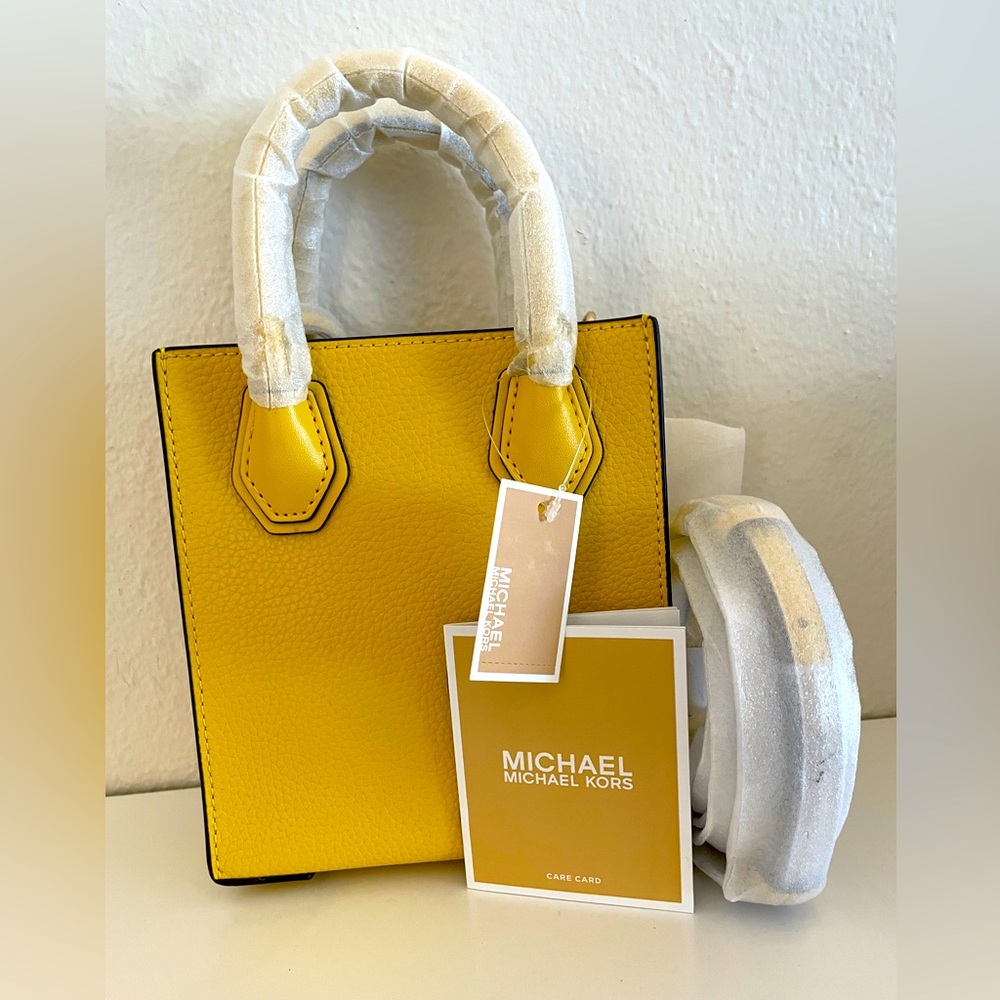 Michael Kors Yellow Handbag - Picture 4 of 8
